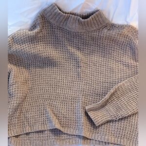 Mock neck hollister crop sweater small